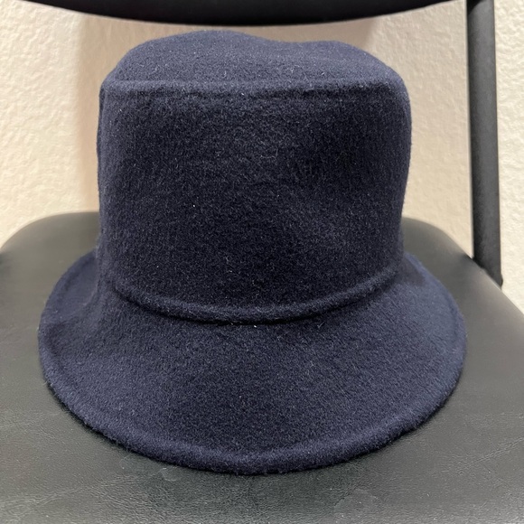 CHRISTIAN DIOR REVERSIBLE WOOL BUCKET HAT SIZE 58 - Picture 3 of 3